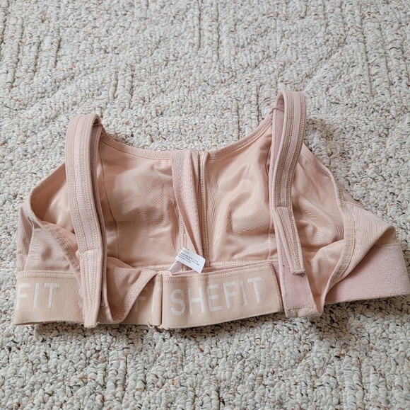 Shefit bra- luxe - Picture 3 of 3